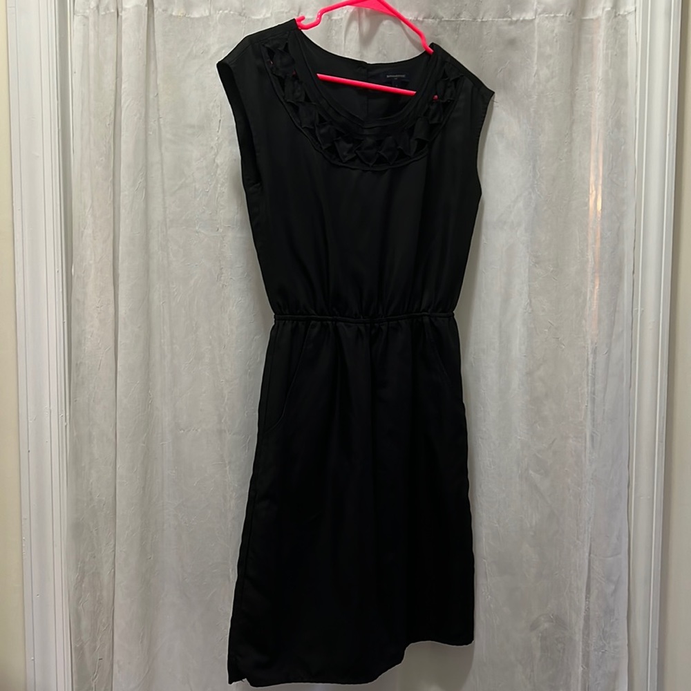 Banana republic black dress with pockets